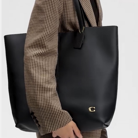 Coach North Tote - Picture 4 of 6